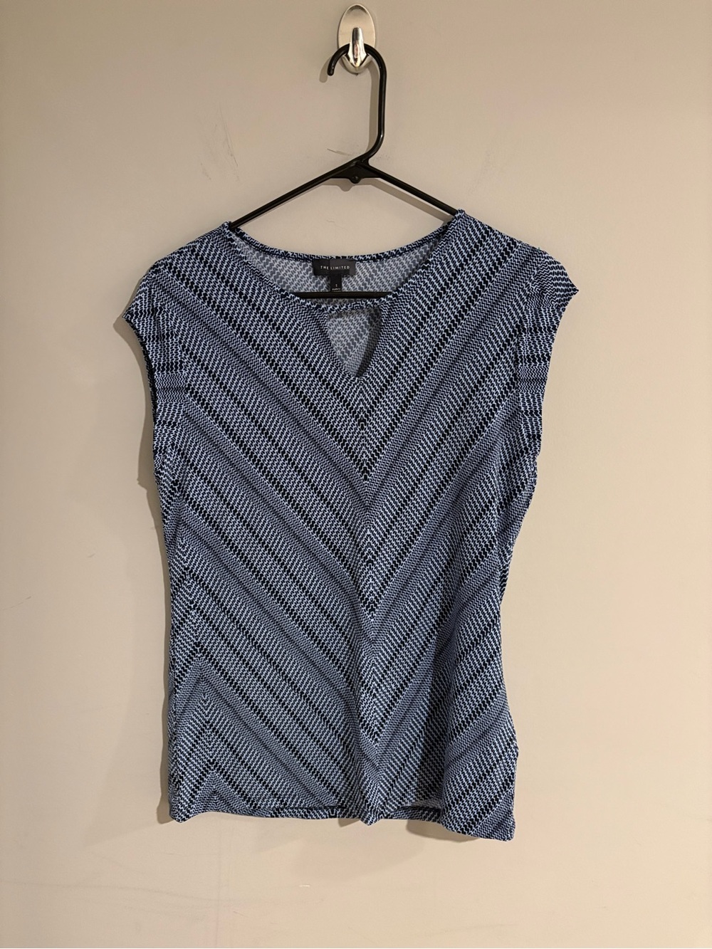 The Limited Blue Chevron Print Top Women’s S Cap Sleeve Stretch Blouse
